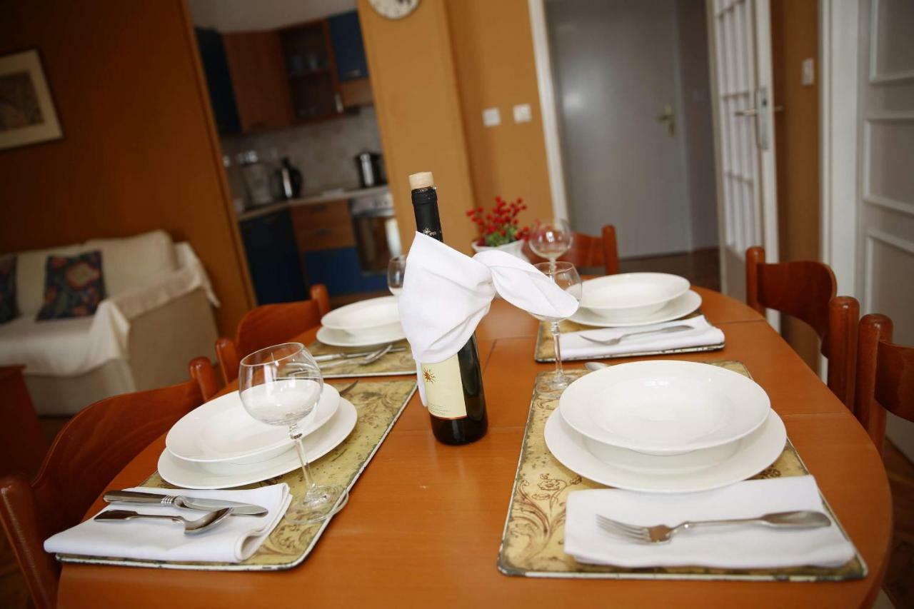 וודיצה Apartment And Rooms Villa Kolonada מראה חיצוני תמונה